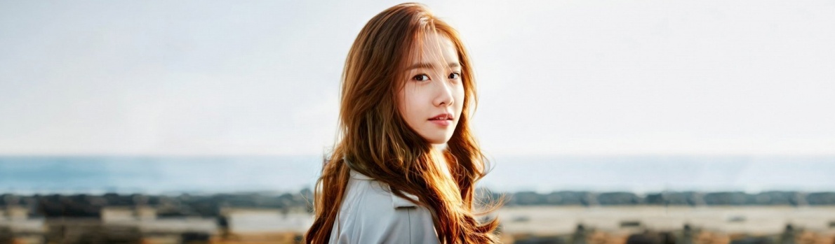 Yoona (Girls’ Generation)