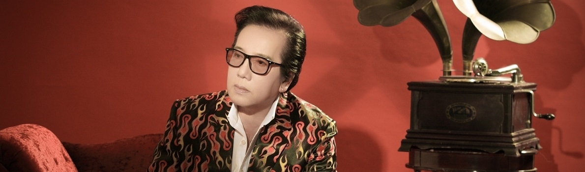 Elvis Phương