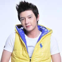 Top những bài hát hay nhất của Hoàng Thiên Long