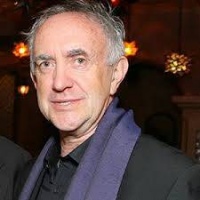 Top những bài hát hay nhất của Jonathan Pryce