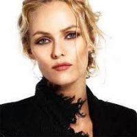 Top những bài hát hay nhất của Vanessa Paradis
