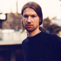 Top những bài hát hay nhất của Aphex Twin