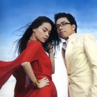 Những Hạt Nắng Trong Mưa - Nguyễn Hồng Thuận