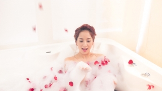 Ngày Anh Đến Bên Em - Khánh Thi