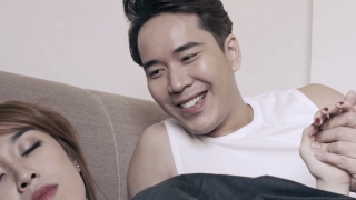 Để Đó Anh Lo - Aaron Hoàn