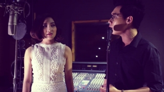 Cái Ôm Mơ Màng - Dolphins