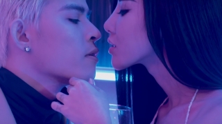 Dancing King - Bùi Caroon