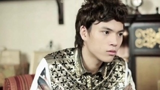 Yêu Mình Em - Long Hải