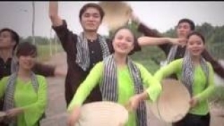 Hương Lúa Trên Đê - Thùy Phương