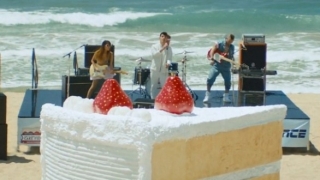 Cake By The Ocean - DNCE