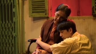 Có Căn Nhà Nằm Nghe Nắng Mưa - Khắc Minh