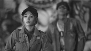 Sau Lưng Anh Là Ai - Lữ Bình