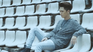 Ngoài Anh Ra Không Còn Ai Khác Đâu - Tronie Ngô, 1DEE