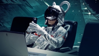 Cô Gái Triệu Like - Tino, Yuno