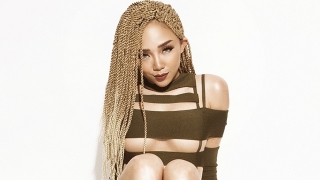 Walk Away - Tóc Tiên