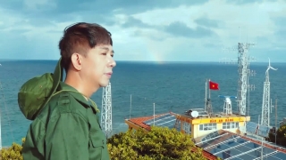 Tổ Quốc Nhìn Từ Biển - Long Nhật