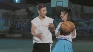 Em Yêu À - Cao Nam Thành