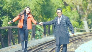 Bên Em Luôn Có Một Người - Y Jalin