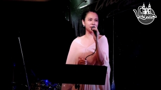 Tuổi 13 (Liveshow Khóc Mộng Thiên Đường) - Ngọc Mai