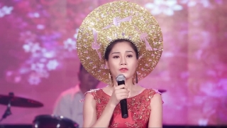 Gõ Cửa - Thu Trang (MC)