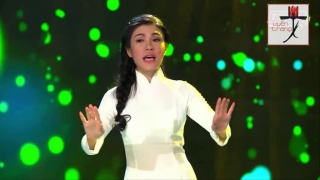 Vùng Lá Me Bay - Uyên Trang