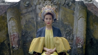 Bánh Trôi Nước - Hoàng Thùy Linh