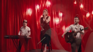 Yêu Anh Yêu Bình Yên - Bảo Thy