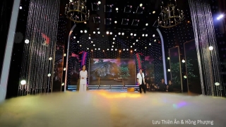 Chiều Nước Lũ - Hồng Phượng, Lưu Thiên Ân