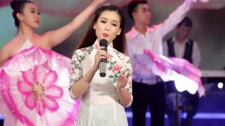Hoa Nở Về Đêm - Sương Sương