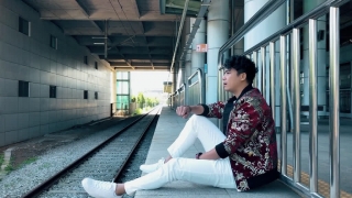 Người Tình Không Đến - Lê Sang