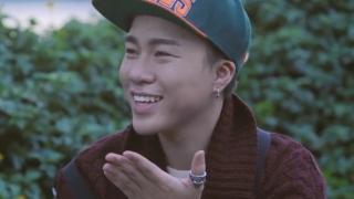 Gấu Ở Đâu Khi Gió Đông Về - Cao Tùng Anh