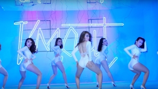 I'm Gonna Break - Hoàng Thùy Linh