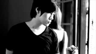 Yêu Người Khác Để Quên Em - Khánh Phương