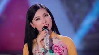 Mùa Xuân Đầu Tiên - Bảo Hân Bolero
