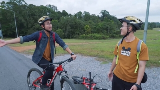 À Đúng Rồi Thái Lan - Lê Thiện Hiếu