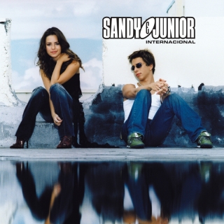 Sandy & Junior