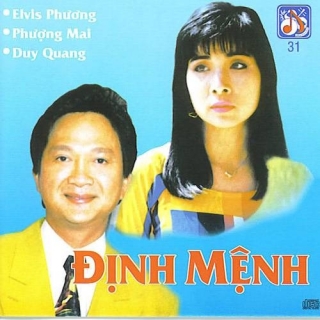 Elvis Phương