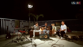 Chạm Làn Môi Em (Live) - Hoàng Tôn