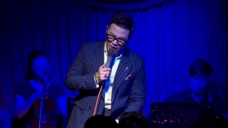 Đợi Em Đợi Đến Hoa Cũng Tàn (Live) - Mai Tiến Dũng