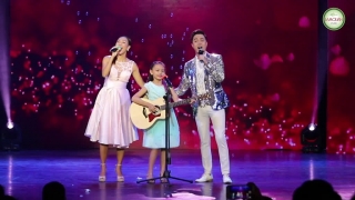 Gia Đình Nhỏ Hạnh Phúc To (Live) - Bé Bào Ngư, Nhật Tinh Anh, Khánh Ngọc