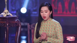 Ai Khổ Vì Ai - Hồng Phượng