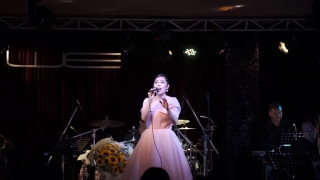 Dĩ Vãng Nhạt Nhòa (Live) - Nguyễn Kiều Oanh