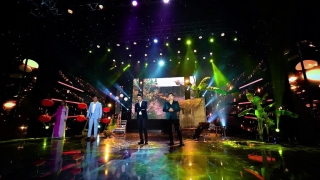 Xuân Này Con Về Mẹ Ở Đâu - Khánh Bình, Lê Sang, Nguyễn Phú Quí