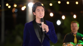 Chuyện Hoa Sim - Hồ Việt Trung