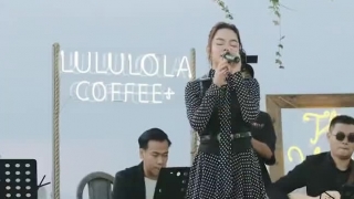 Tình Yêu Cao Thượng (Live In Da Lat) - Phạm Quỳnh Anh
