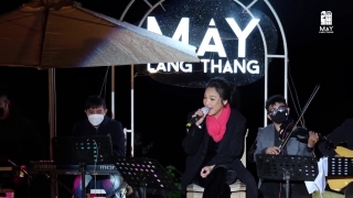 Liên Khúc Cô Gái Đến Từ Hôm Qua, Chân Tình (Live) - Hiền Thục