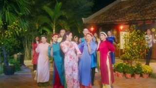 Tết Là Phải Đi Về Nhà - Nhật Kim Anh