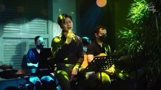 Chắc Vẫn Chờ Nhau (Live) - Lân Nhã