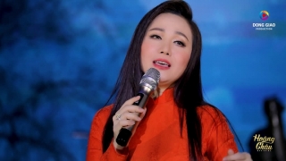 Gõ Cửa - Hoàng Châu