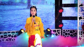 Chuyện Tình Người Đan Áo - Khánh An